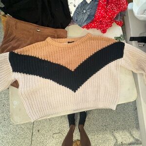 Sweater, lumieresize small